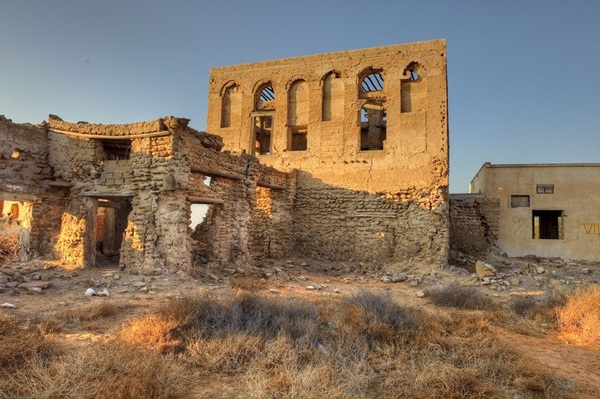 روستای ارواح در جزیره الحمرا