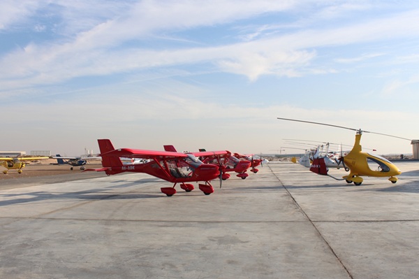سفر هوایی تفریحی با Jazirah Aviation Club و منظره رؤیایی رأس‌الخیمه